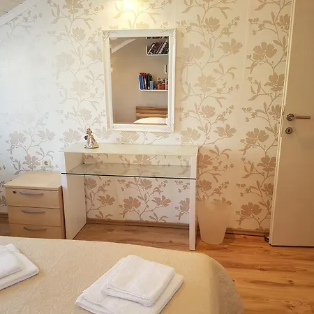Luxury For 5 * Split