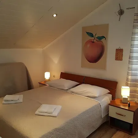 Luxury For 5 *